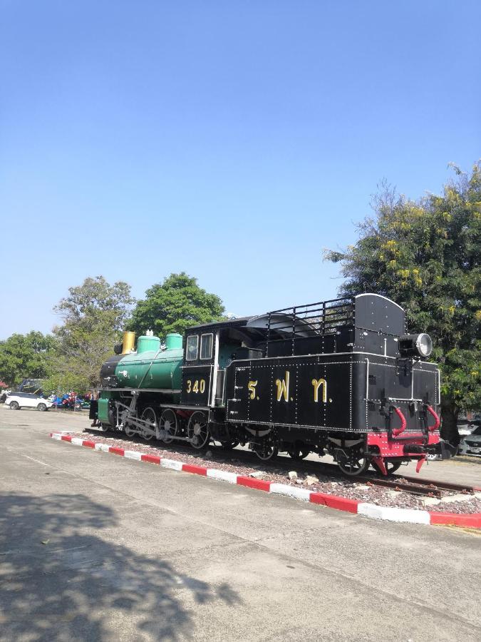 7 Pool Condo Opposite The Train Station Near Old City And Nimman Chiang Mai Eksteriør bilde